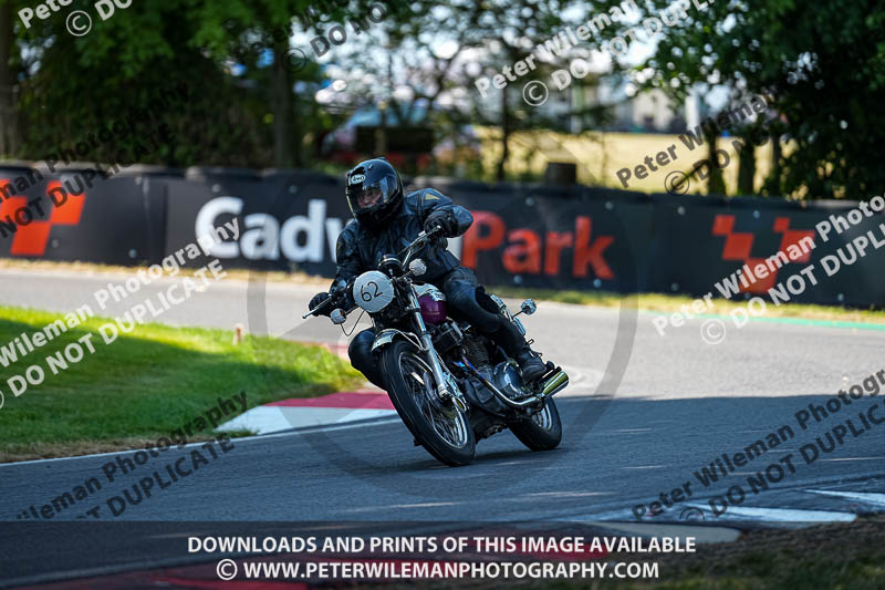 cadwell park;cadwell park photographs;cadwell trackday photographs;enduro digital images;event digital images;eventdigitalimages;peter wileman photography;racing digital images;trackday digital images;trackday photos